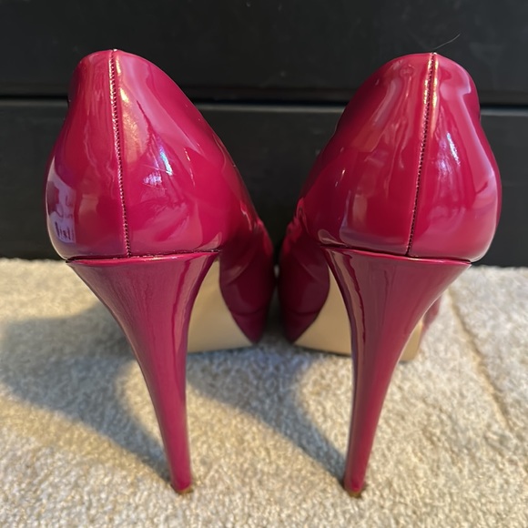 Bright Magenta High Heels - Picture 5 of 7